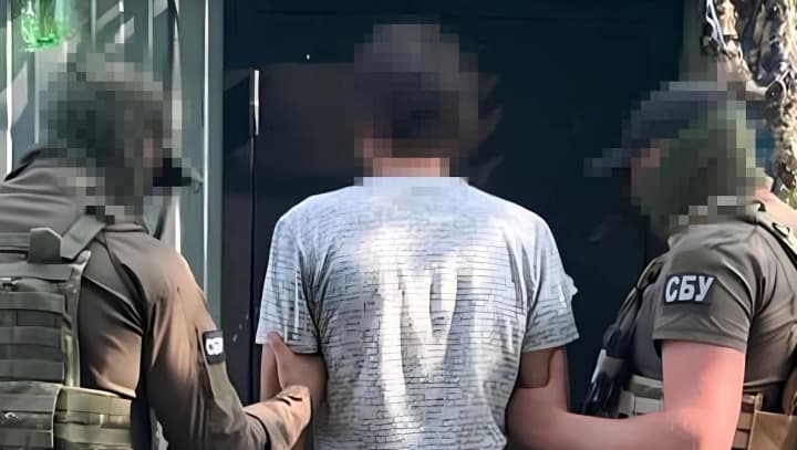 Шпигував за Силами оборони на Сумщині: СБУ затримала завербованого фсб офіцера-зрадника