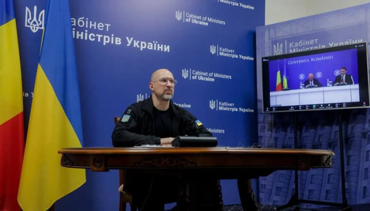 Шмигаль ініціює тристоронню зустріч з прем'єрами Румунії та Молдови: що відомо