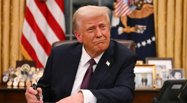 Трамп объявил о введении с 1 августа пошлин для ряда стран