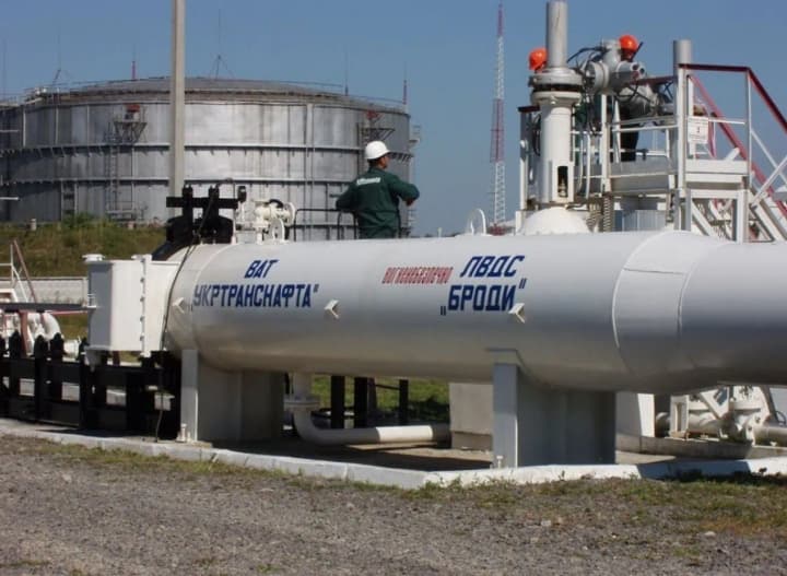 Угорська компанія MOL шукає спосіб диверсифікації енергоносіїв з рф через український порт