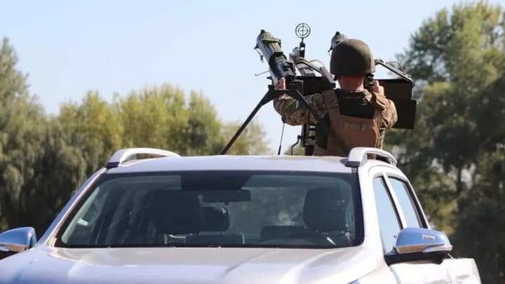 Зеленський: ми можемо збивати майже всі російські дрони та ракети, потрібні гроші