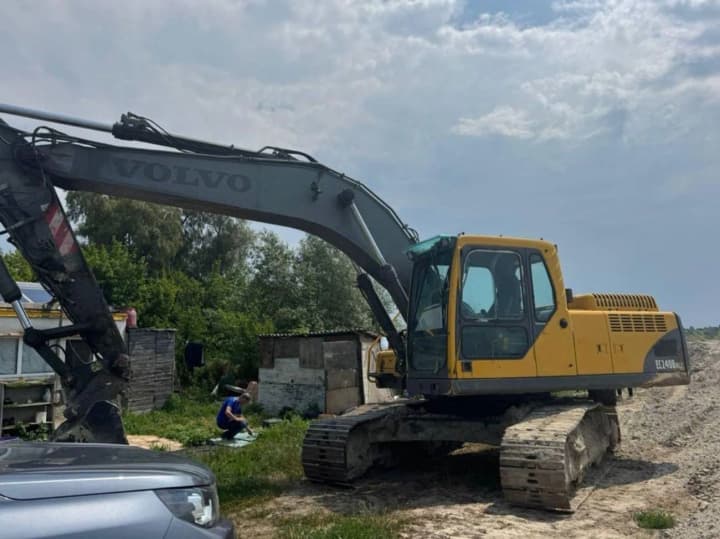 Незаконная добыча песка в Киевской области: правоохранители предотвратили экологическую катастрофу