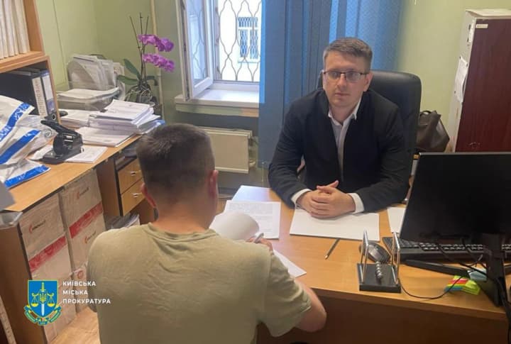 Екскерівник "Київзеленбуду" затриманий за розтрату майже 350 тис. грн, виділених на ремонт парку