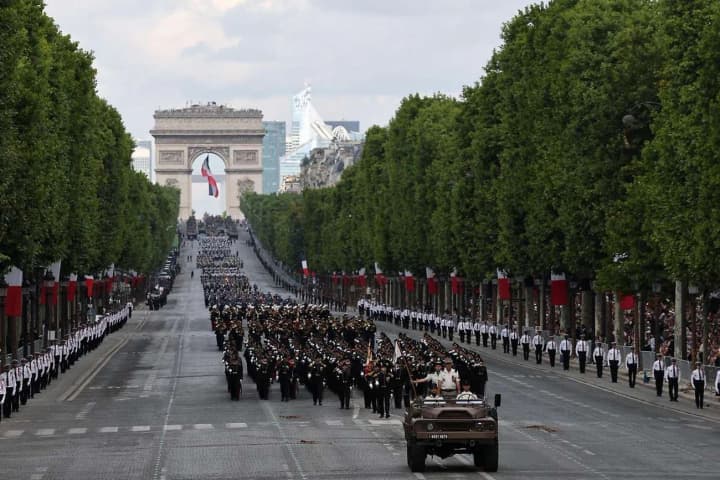 Франція продемонструвала військові "м'язи" на параді до Дня взяття Бастилії