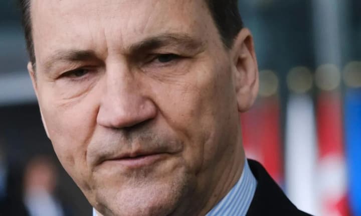 Польський завод "Barlinek" атаковано дронами рф у Вінниці: глава МЗС Польщі відреагував 