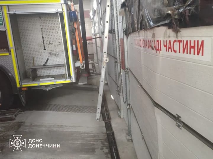 Russian Federation struck Druzhkivka: fire and rescue unit damaged