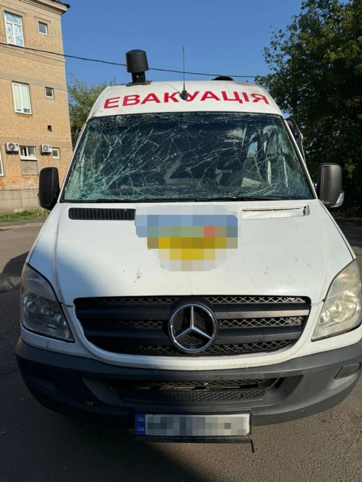 In Donetsk region, enemy attacked a volunteers' car in the morning, dropped a bomb on Kostiantynivka: one dead and 4 wounded