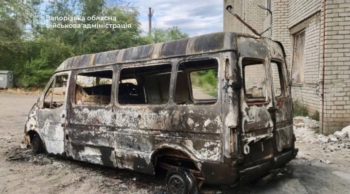 У Запорізькій області російський дрон атакував цивільну автівку