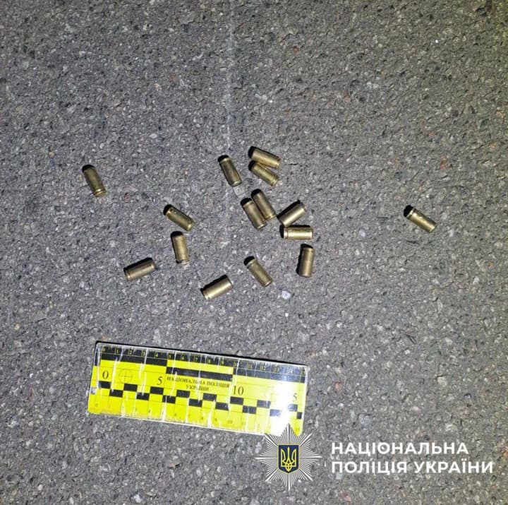 Man opened fire on a car in Kyiv: shooter explained conflict with driver