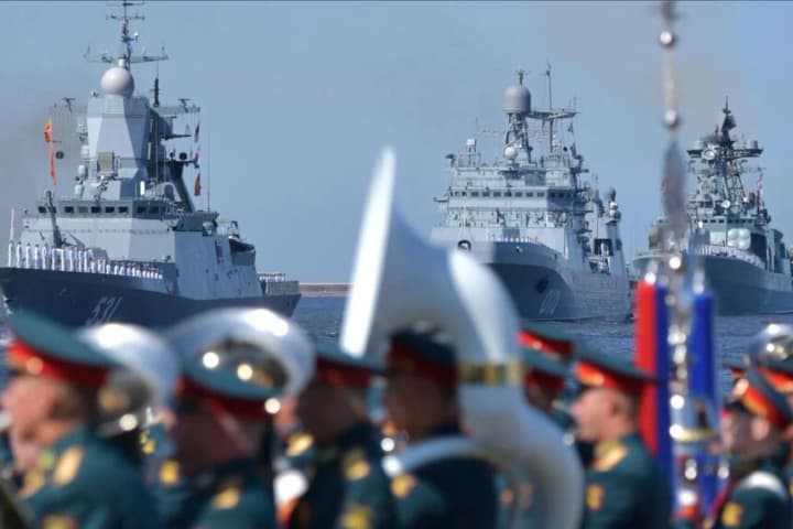 Британська розвідка: рф уперше скасувала парад до дня ВМФ з міркувань безпеки 