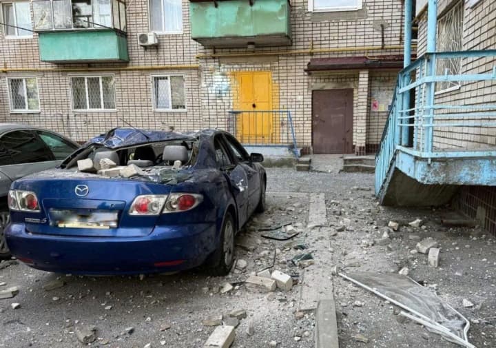 Ворог атакував Нікопольщину понад 15 разів за день: постраждала людина