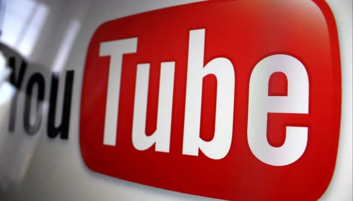 YouTube заблокував канали підсанкційних Латиніної та Балашова в Україні 
