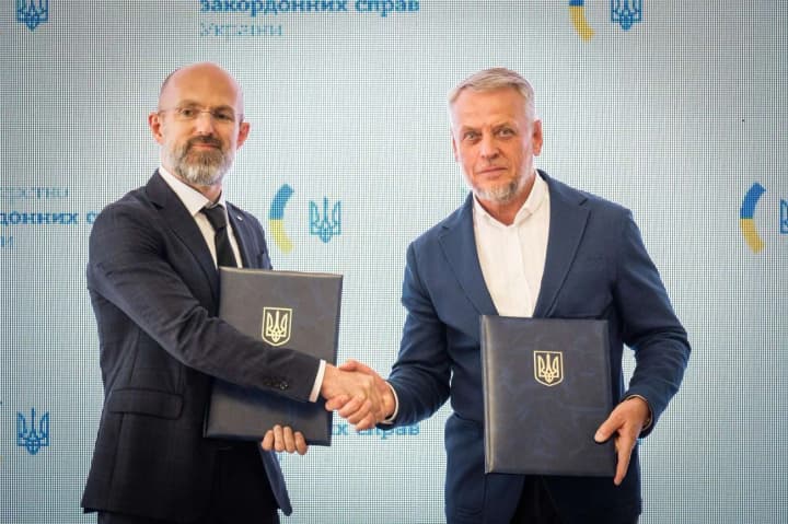 MHP becomes the first strategic partner of Ukraine’s MFA in cultural and public diplomacy