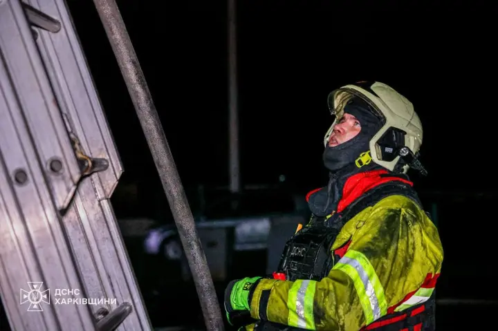 Троє людей постраждали через дронову атаку рф на Харків: показали наслідки