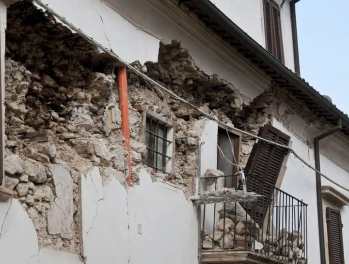 На российской Камчатке зафиксировали пять мощных землетрясений за 10 минут - росСМИ