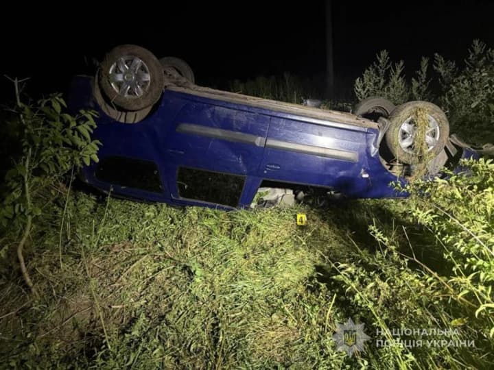 На Сумщині 17-річна водійка загинула в ДТП: в авто було ще троє підлітків