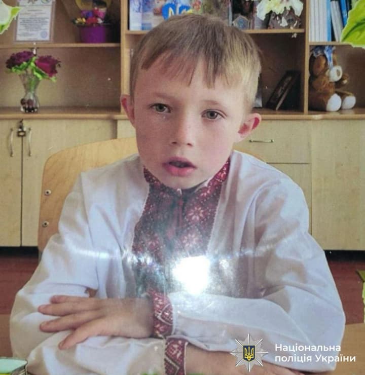 Міг заблукати в лісі: на Франківщині шукають 8-річного хлопчика з вадами слуху