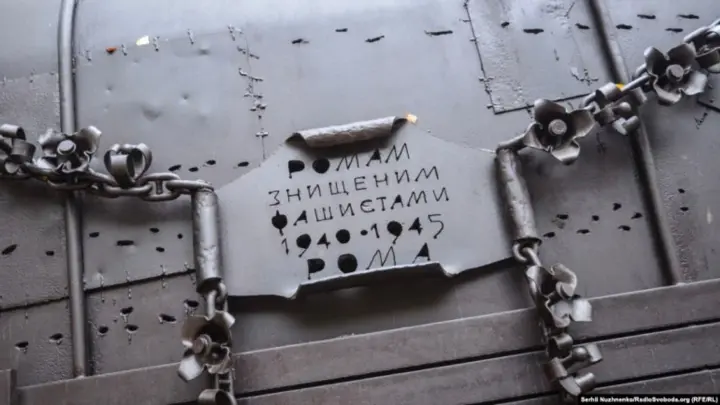 День пам'яті загиблих воїнів-десантників, Міжнародний день голокосту ромів, Міжнародний день блюзу: що ще відзначають 2 серпня 