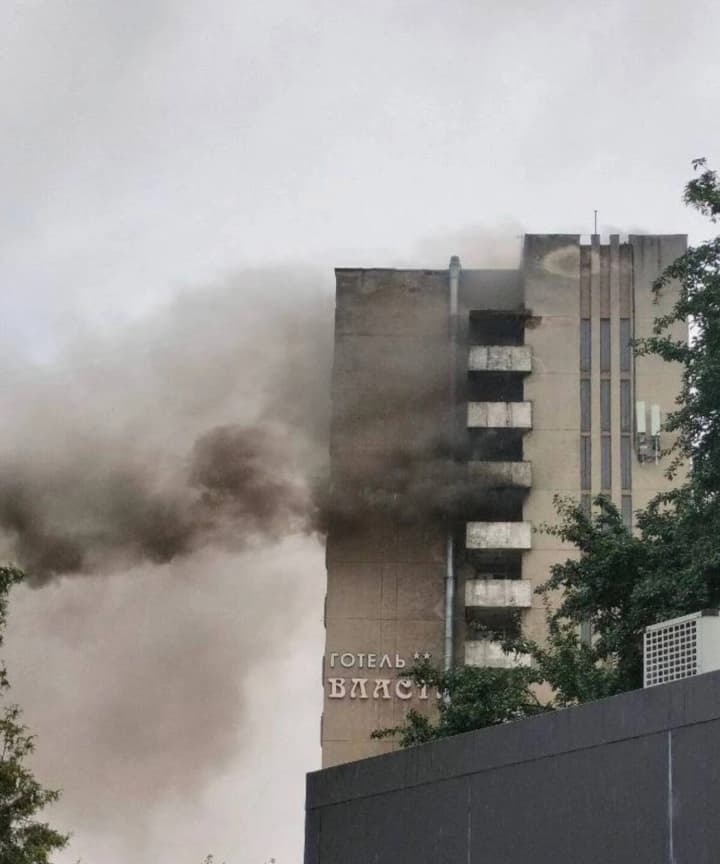 Масштабна пожежа в львівському готелі "Власта": стала відома причина