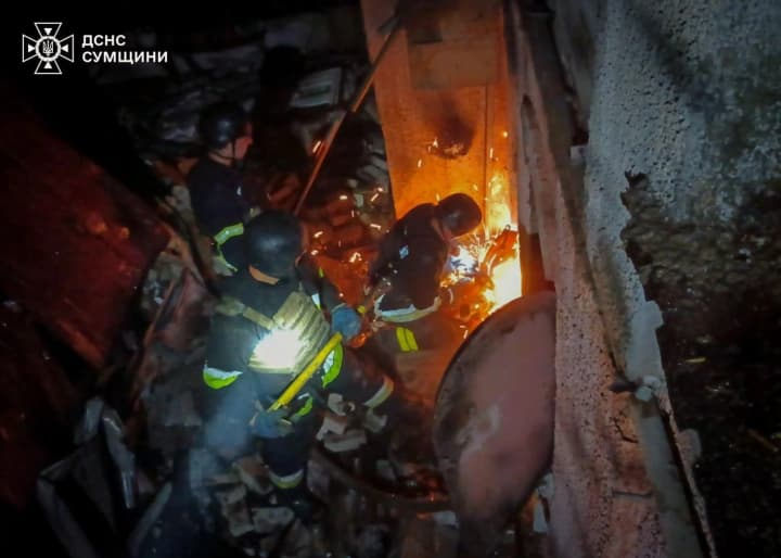 Сумы подверглись атаке рф из РСЗО, есть отключения света: показали последствия