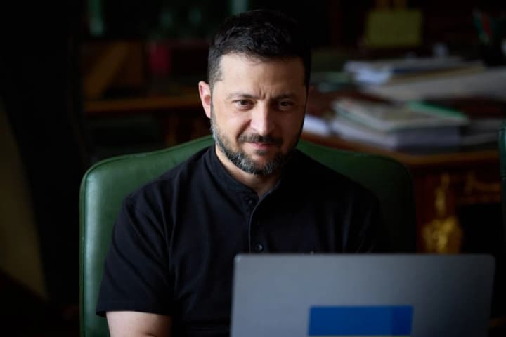 Зеленский обсудил с главой МВФ новую программу финансовой помощи Украине