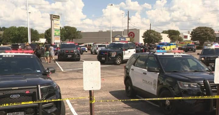 Shooting near a store in Texas: three dead reported