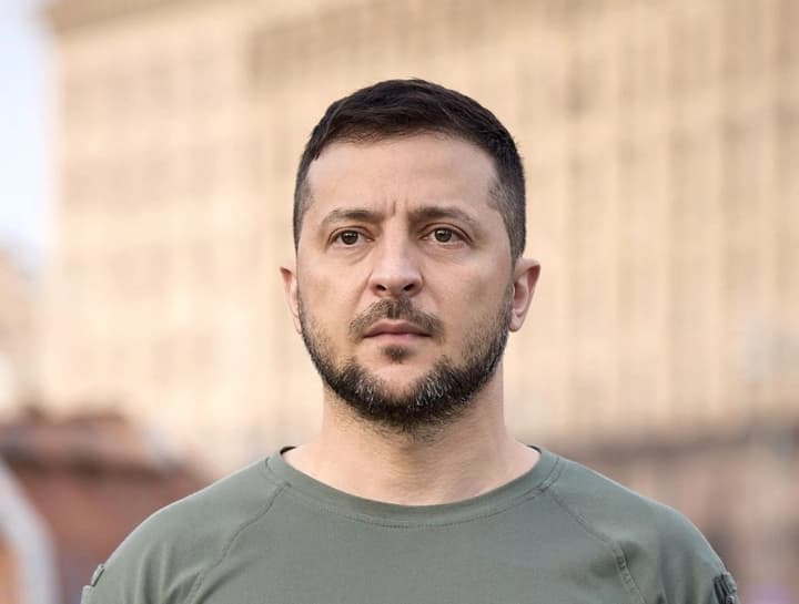 My position on the withdrawal of the Armed Forces of Ukraine from Donbas has not changed – Zelenskyy