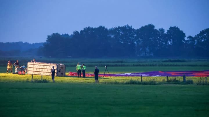 In the Netherlands, one person died and 5 were injured due to a hard landing of a hot air balloon