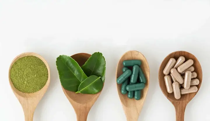 БАДы под прицелом: кому выгодно вытеснить биодобавки из Украины