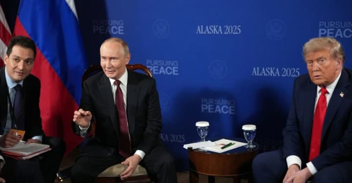 Експосол Німеччини у США про розчарування самітом на Алясці: путіну червоний килим, а Трампу, Україні та Європі - нічого