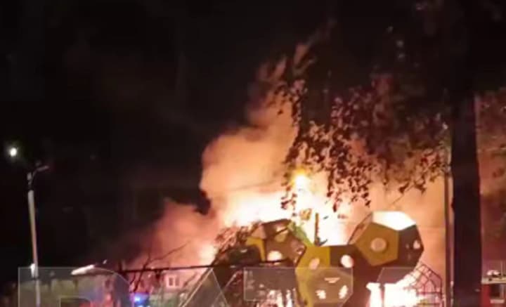 A large-scale fire engulfed warehouses and a cafe in Moscow