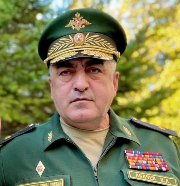 Ukrainian military attacked enemy convoy, lieutenant general severely wounded