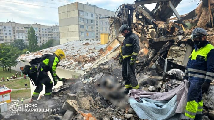 Sybiha called on allies to continue pressure on Russia after the strike on a residential building in Kharkiv