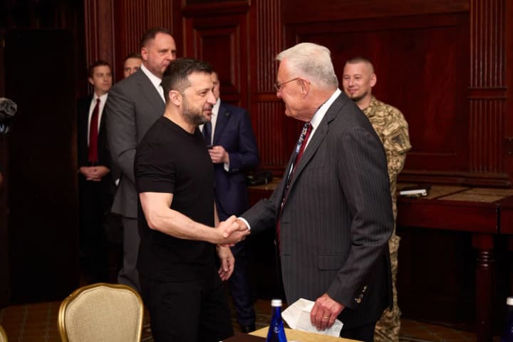 Zelenskyy meets with US Special Representative Kellogg