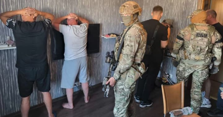 Збитки у 8 мільйонів: керівництво морського порту та бізнесмен підозрюються у масштабній схемі