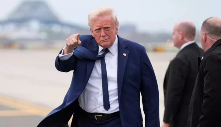 Трамп заявил, что он договорился о встрече с путиным и Зеленским