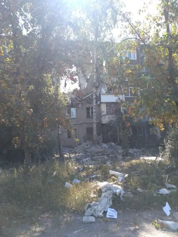 Авіаудари по Костянтинівці: окупанти зруйнували будинки, є постраждалі серед мирних мешканців