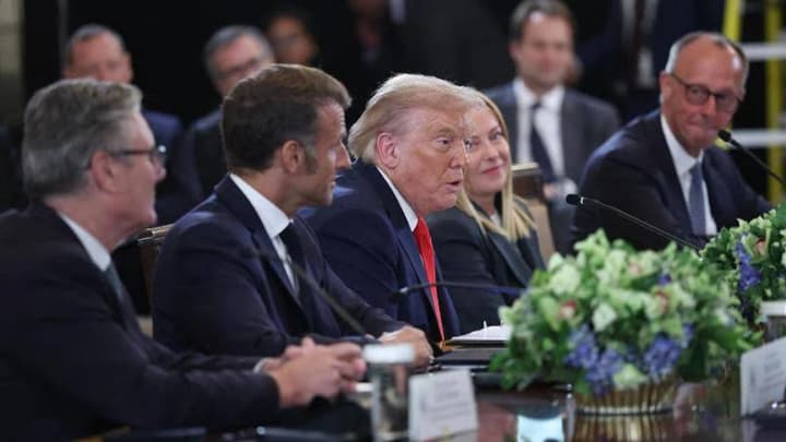 Трамп отменил отпуск из-за переговоров: Зеленский и Путин уже «в процессе организации» встречи