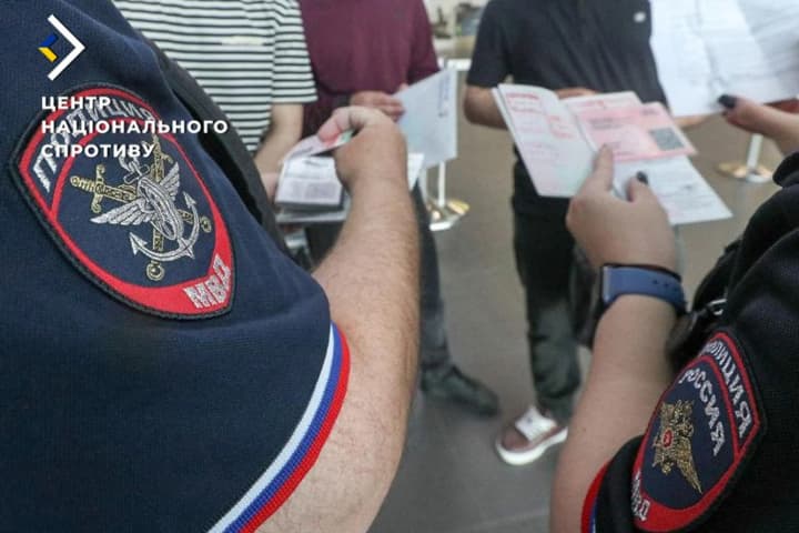 окупанти посилили фільтрацію в Криму під приводом міграційних перевірок - ЦНС