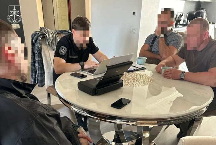 Збитки на майже 26 млн грн: викрито масштабні зловживання під час закупівлі балістичних окулярів для Міноборони 