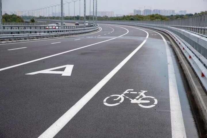 Подольский мост открывают полностью: Кличко анонсировал движение по всем полосам и запуск тоннеля