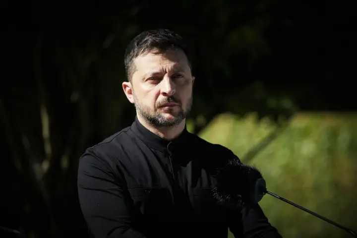 Zelenskyy: there is an acceleration with the details of security guarantees, it's time to organize a format for leaders' talks, but Russia is sending negative signals