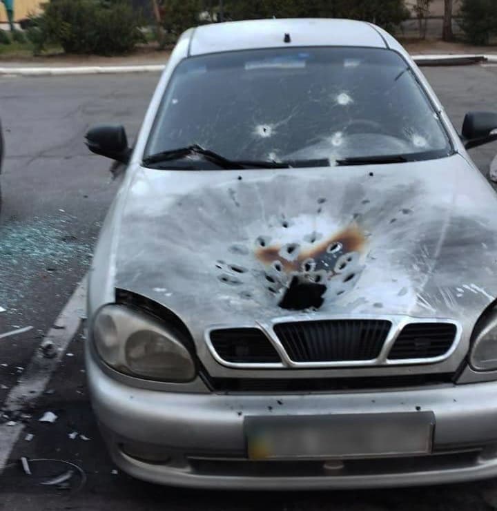 Медицинское учреждение в Херсоне ночью атаковали шесть российских дронов