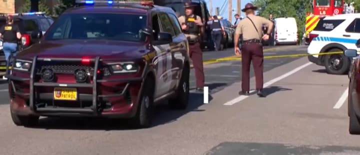 ФБР расследует стрельбу в школе при церкви Миннеаполиса как преступление на почве ненависти против католиков