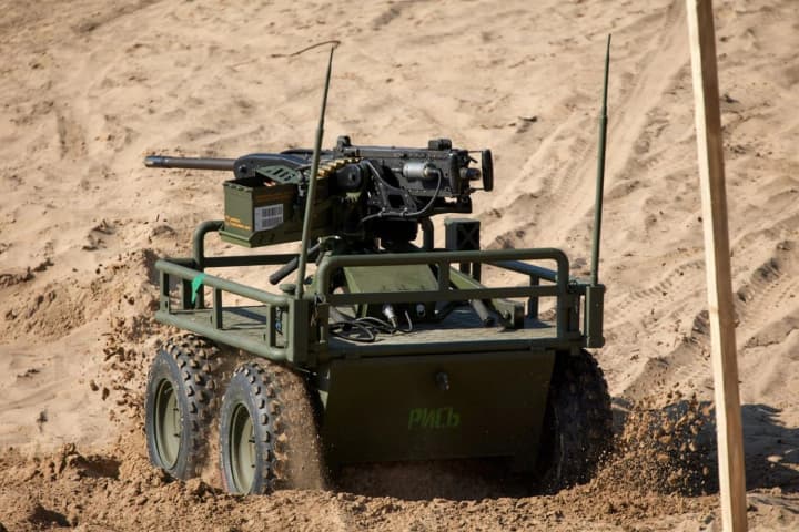 Government opened the market for training ground and water drone operators: what is known