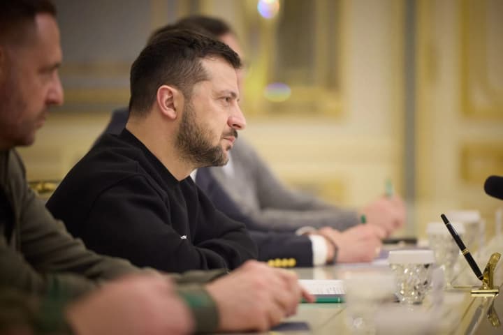 Зеленский о статье Politico о "буферной зоне": она уже существует