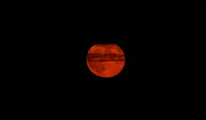 Blood Moon: when and how to observe the unique eclipse