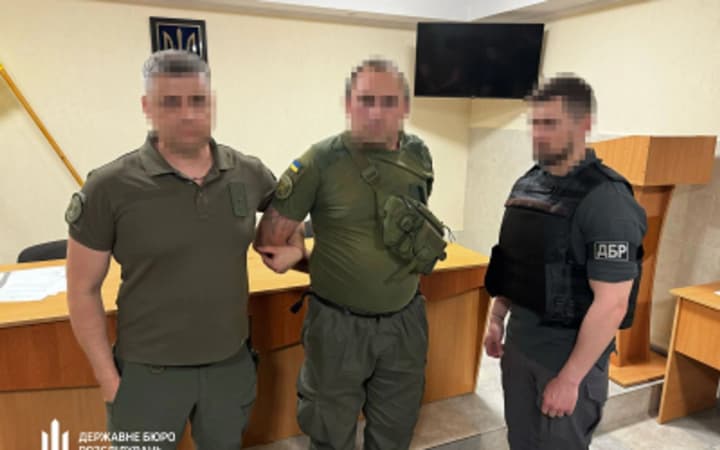 Up to 10 years in prison: Zaporizhzhia colony inspector to be tried for supplying drugs and phones