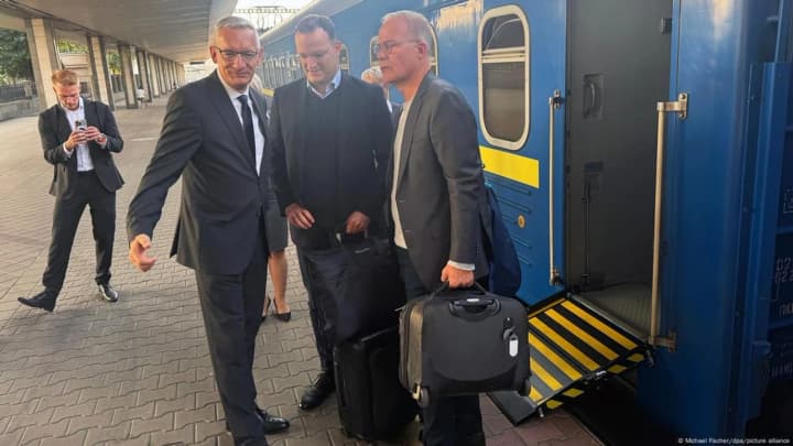 Leaders of two German coalition factions arrived in Kyiv