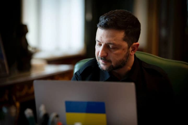 Україна розраховує, що МОК збереже принципову позицію щодо росії та білорусі: Зеленський поговорив із Ковентрі